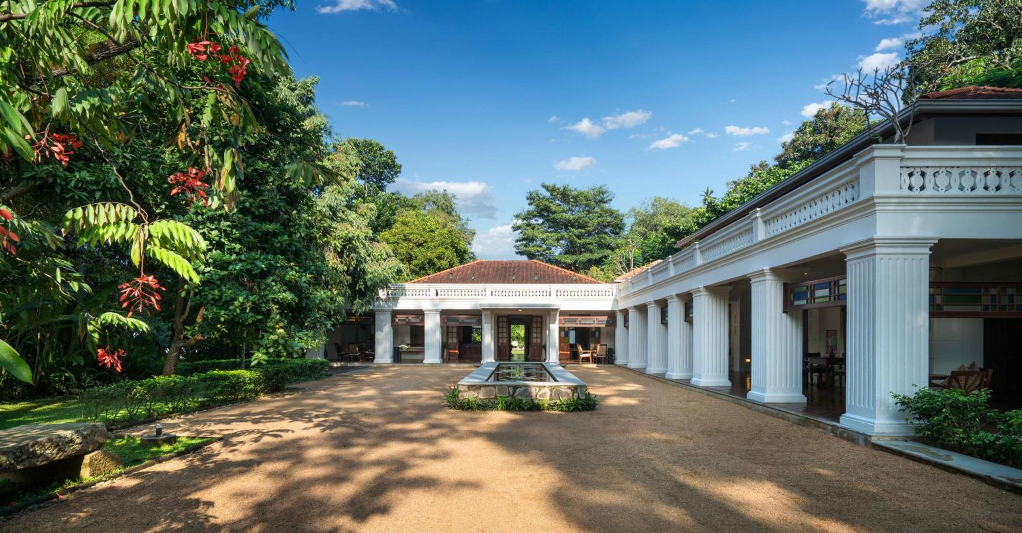 Taru Villas Kandy Luaran gambar
