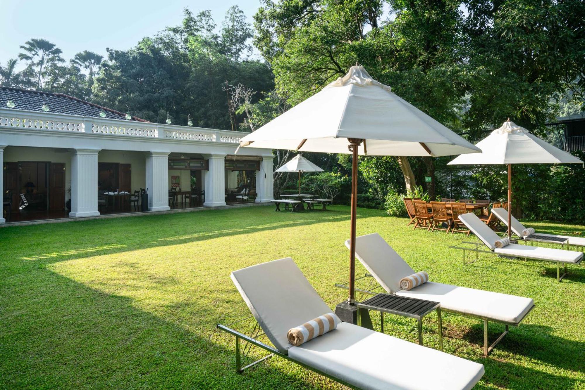 Taru Villas Kandy Luaran gambar